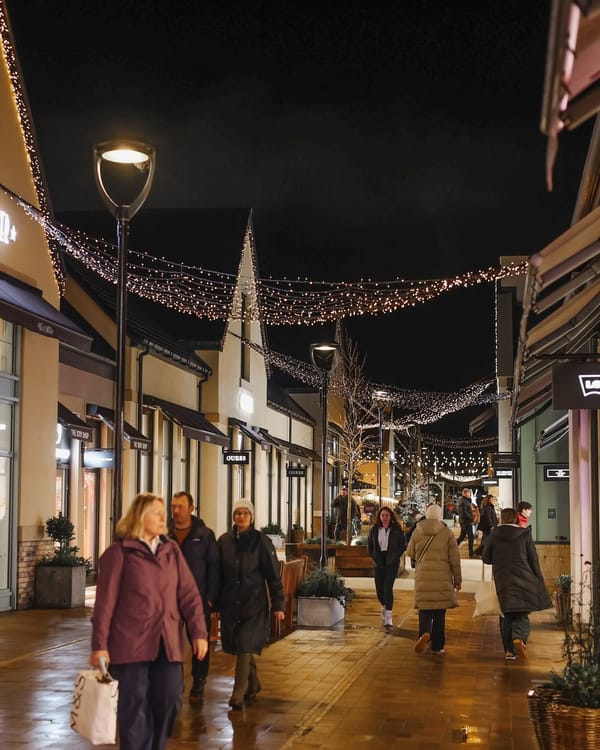 A Cotswolds Christmas Launch Party